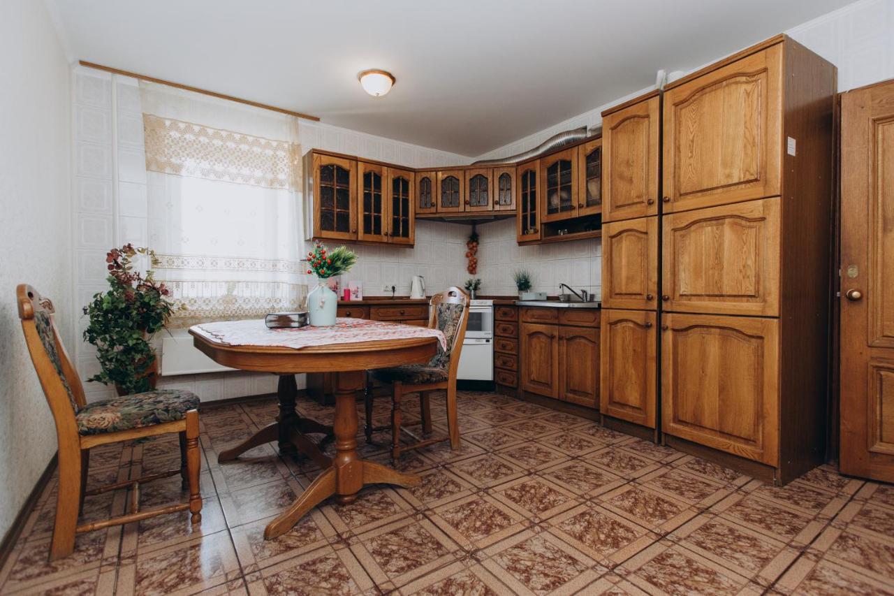 Apartment Centr neer Manufaktura on Kharkovskaya Soemy Buitenkant foto