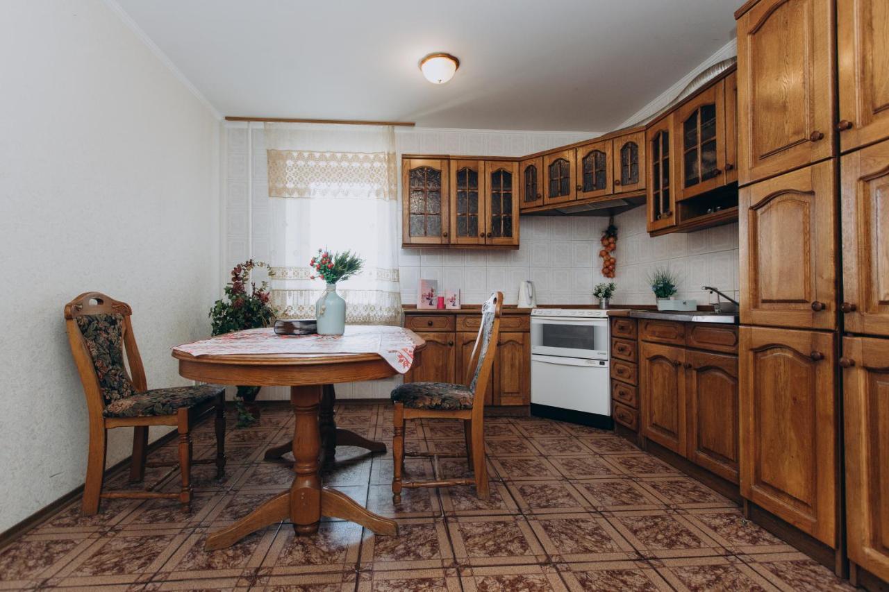 Apartment Centr neer Manufaktura on Kharkovskaya Soemy Buitenkant foto